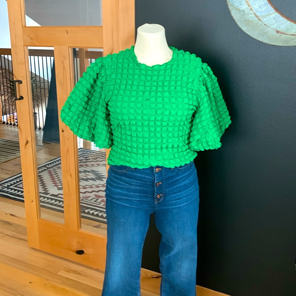 Eri+ali puffy sleeve bright green top size lg